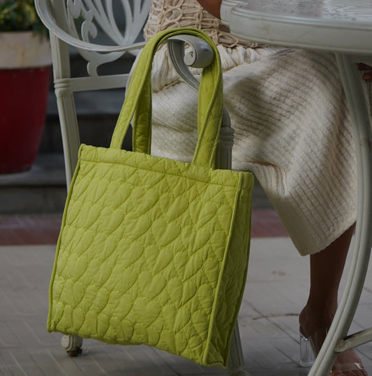 The Quilted Tote - All Hearts